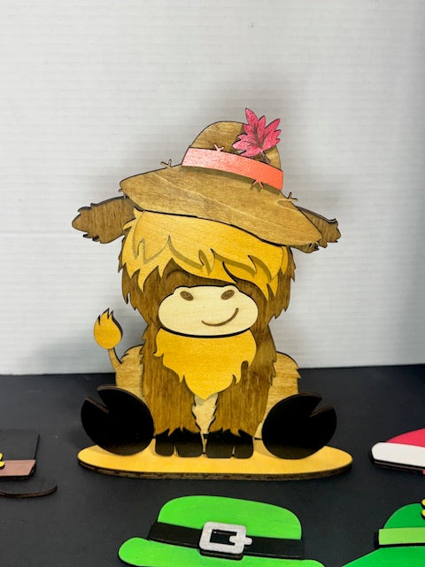 Highland Cow Figurine with Interchangeable Hats